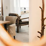 Apartment Serles *
